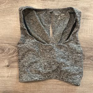 Year of Ours Sports bra with twist back